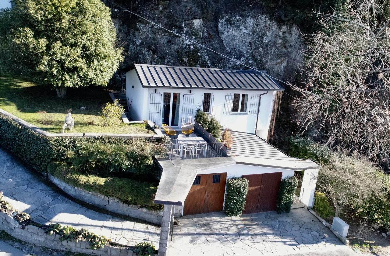 La Casa Nel Parco Villa Arona Bagian luar foto